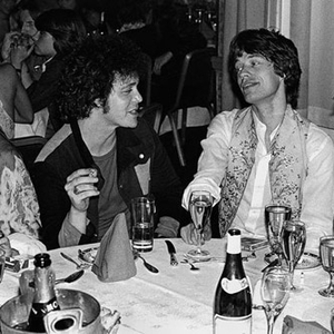 被cao哭嗯啊屁股撅起来动态图
